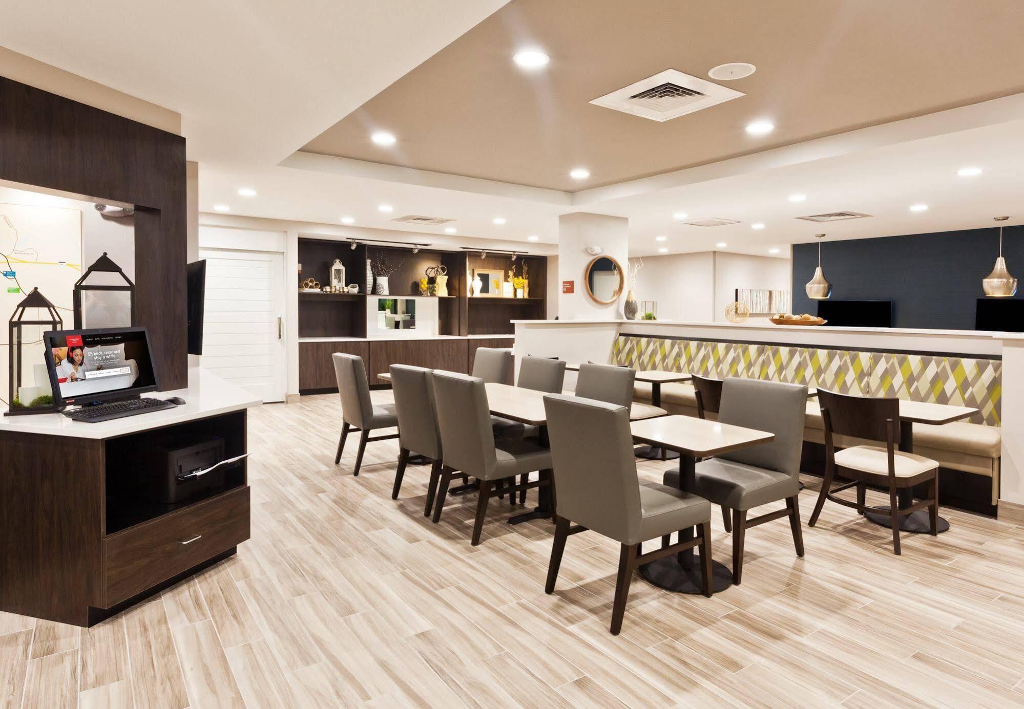 Towneplace Suites By Marriott Montgomery Eastchase Buitenkant foto