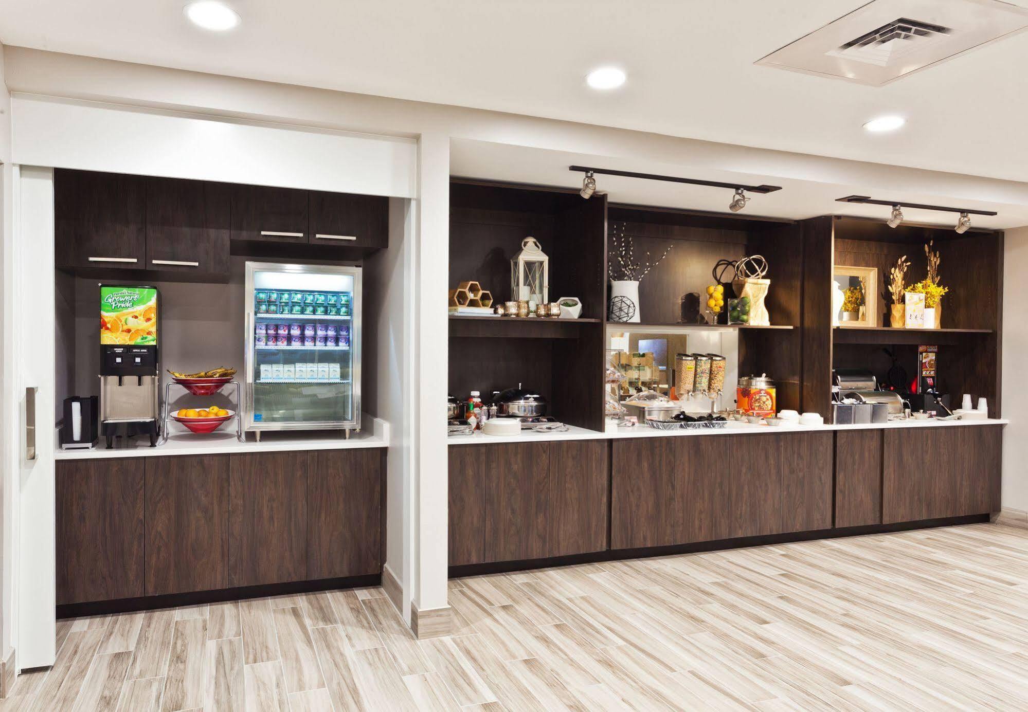 Towneplace Suites By Marriott Montgomery Eastchase Buitenkant foto